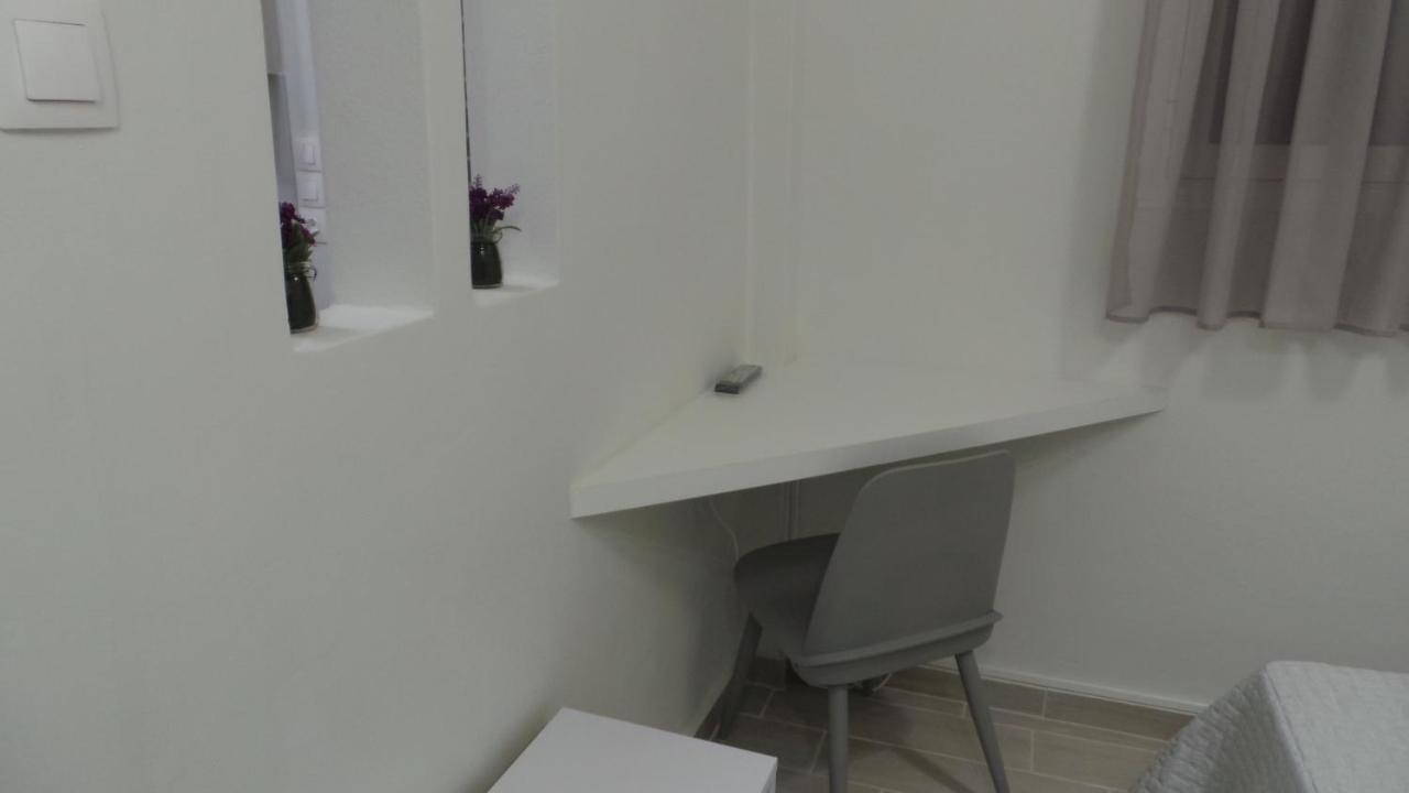 Katie'S Blue House Apartment Волос Екстериор снимка