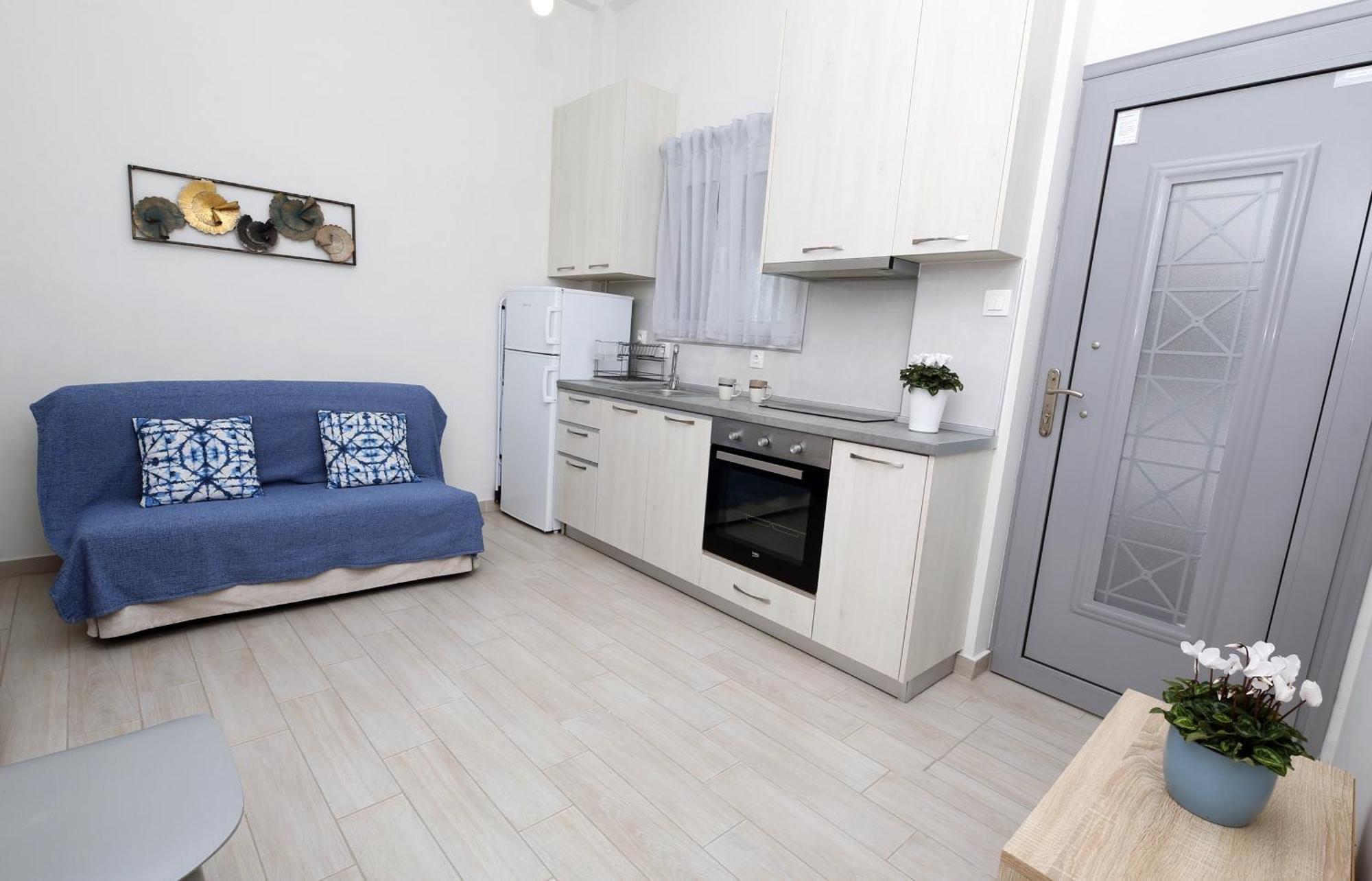 Katie'S Blue House Apartment Волос Екстериор снимка