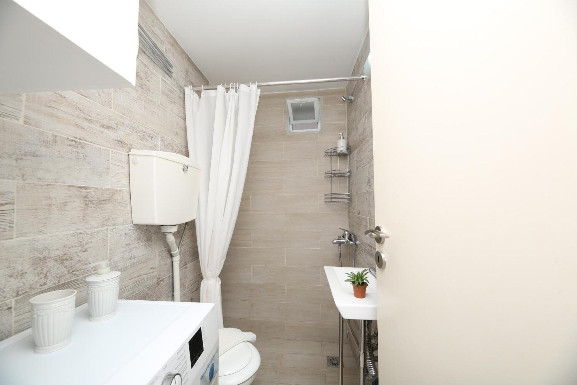 Katie'S Blue House Apartment Волос Екстериор снимка